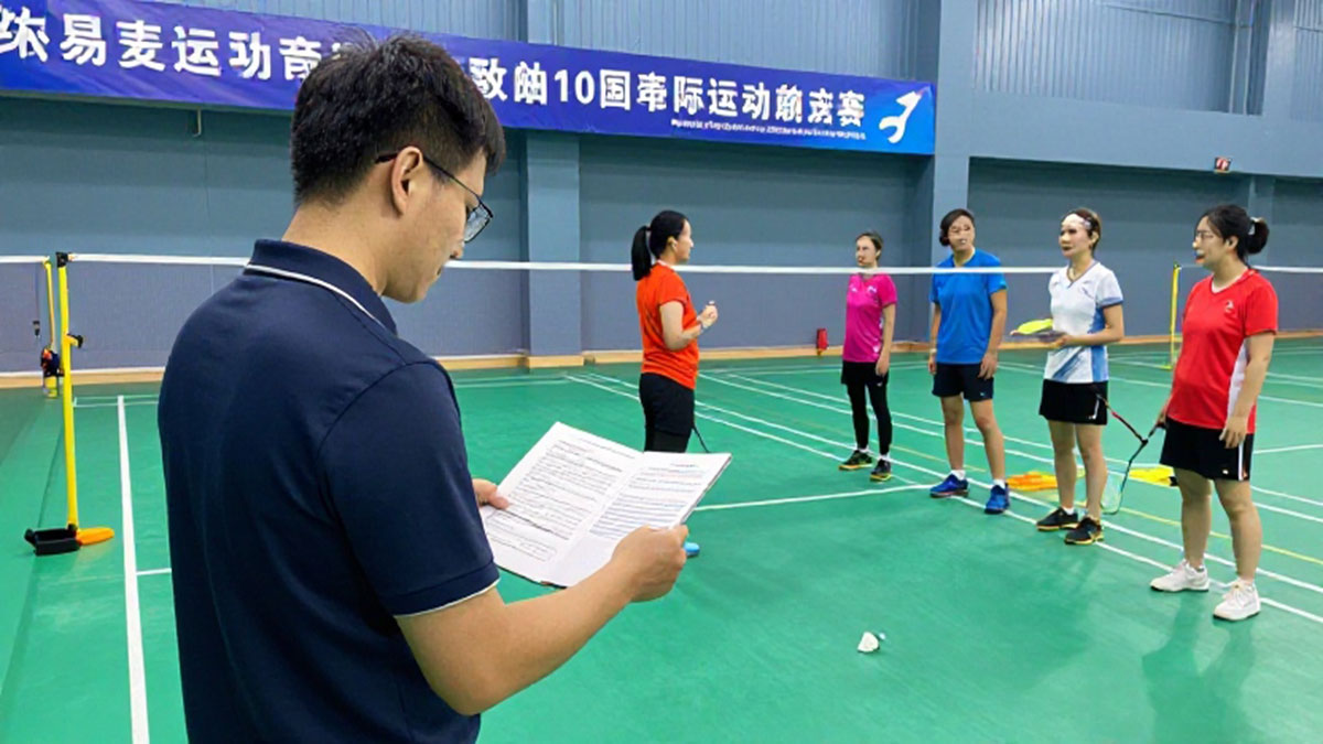 Cara-Memilih-Klub-Badminton-Yang-Memiliki-Program-Latihan-Untuk-Usia-Dewasa